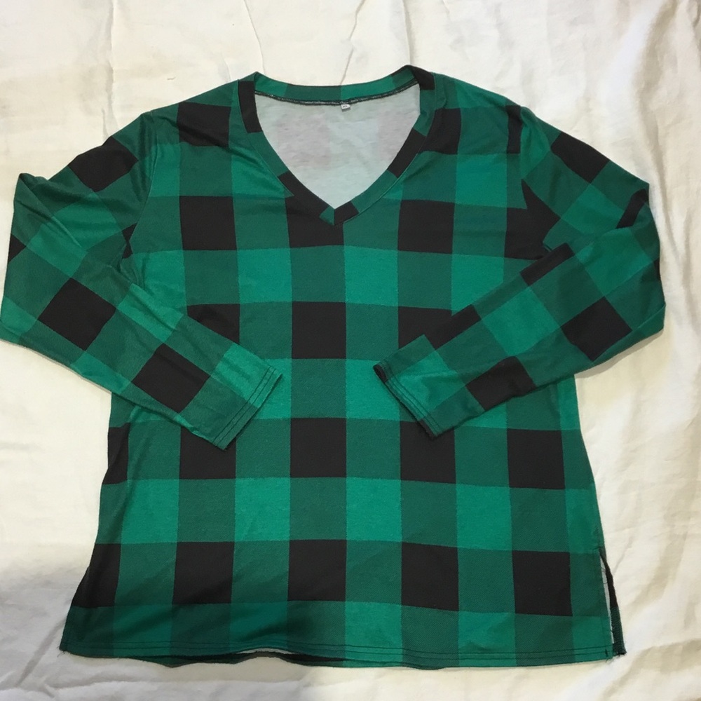 Men's Green and Black Buffalo Check V-Neck Long Sleeve Shirt